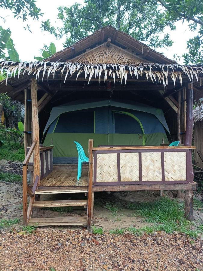 Tony'S Country Glamping With Chalet With Private Wash Room Accommodation El Nido Exterior foto