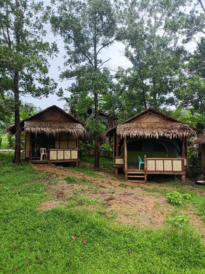 Tony'S Country Glamping With Chalet With Private Wash Room Accommodation El Nido Exterior foto
