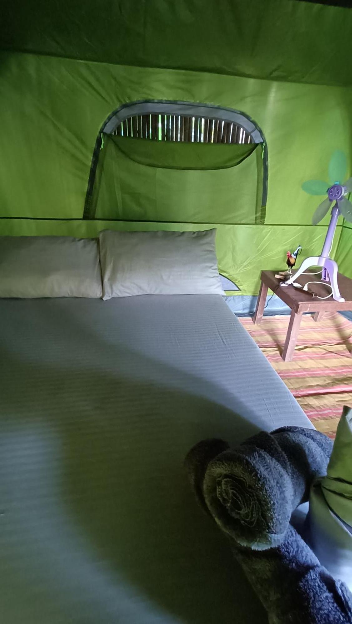 Tony'S Country Glamping With Chalet With Private Wash Room Accommodation El Nido Exterior foto