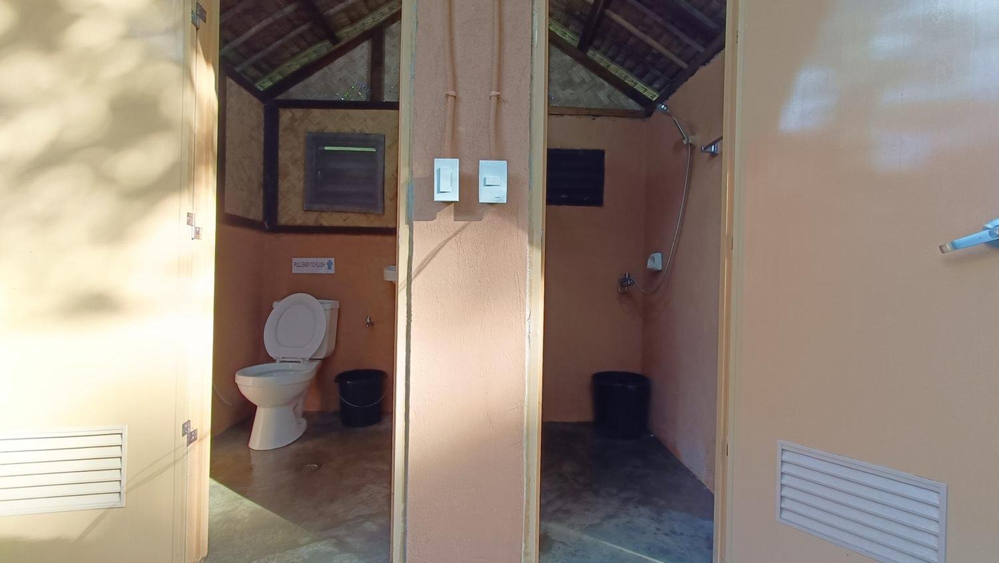 Tony'S Country Glamping With Chalet With Private Wash Room Accommodation El Nido Exterior foto